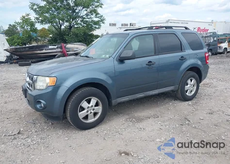 2010 Ford Escape Xlt из США, поврежденный, VIN 1FMCU9DG7AKB54333